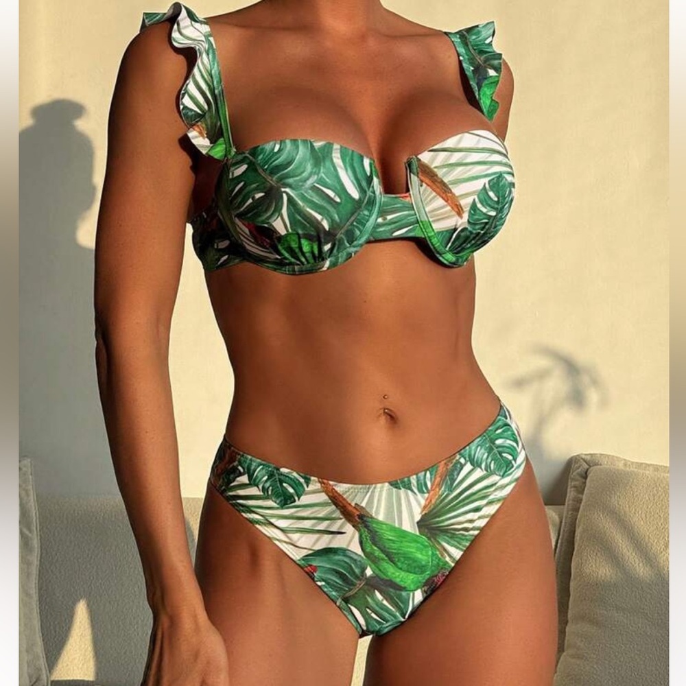 Tropical Leaf Print Bikini Set